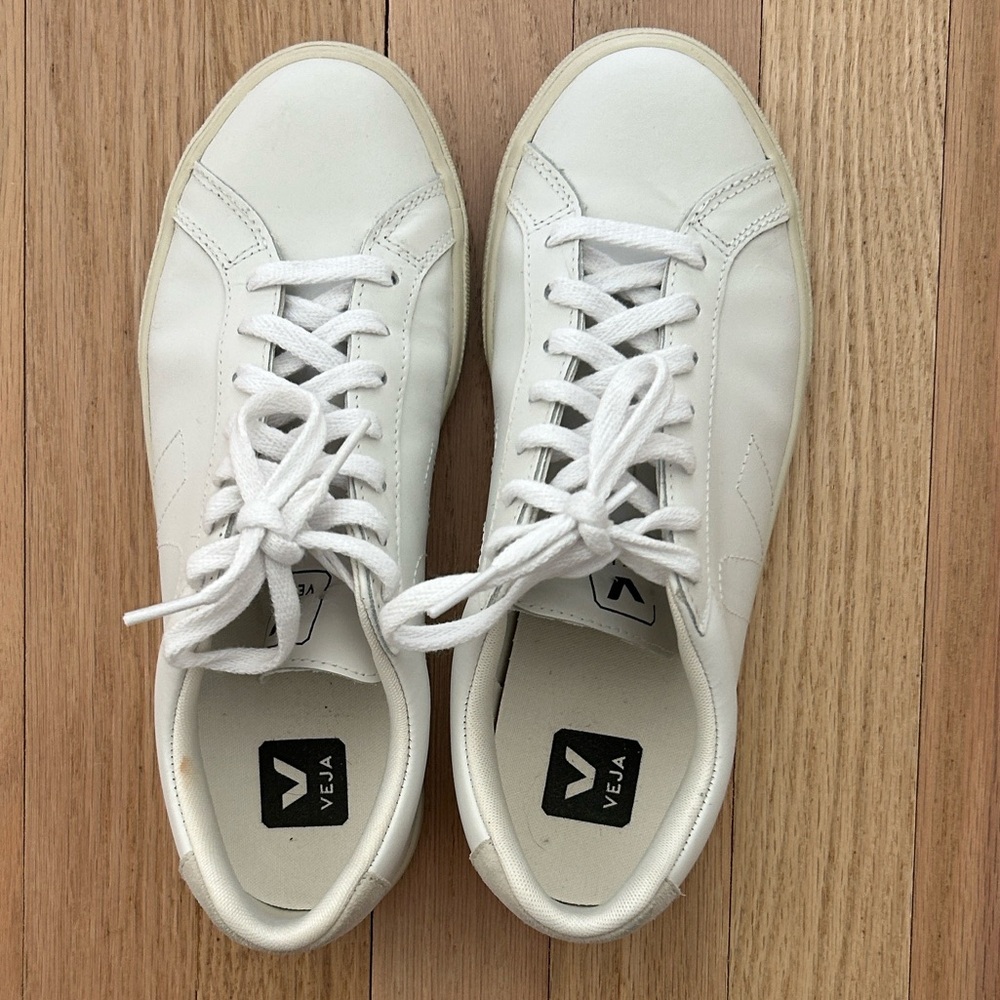 Veja Esplar Sneakers